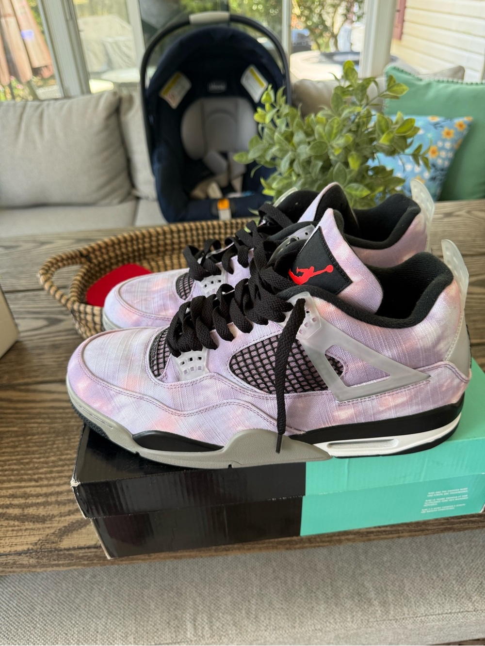 Jordan 4